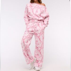 Abercrombie & Fitch Pink Camo Sweatsuit